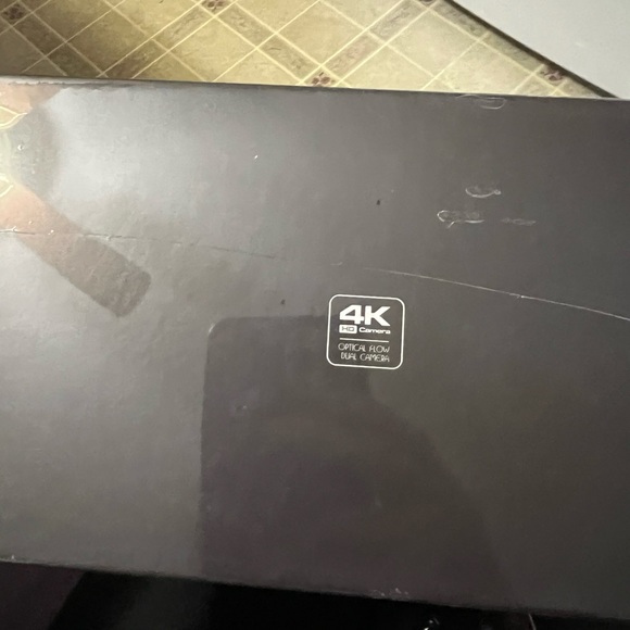 SMS Myshie Foldable Drone - Picture 2 of 3